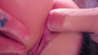 Трахаю большую жопу и сиськи подруги, киску и задницу, и они кончают ей в рот! - Мару Карв порно